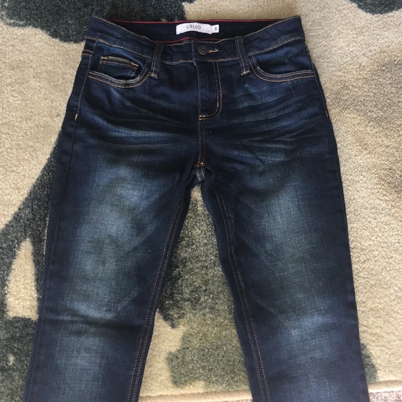 Jeans - Picture 2 of 3